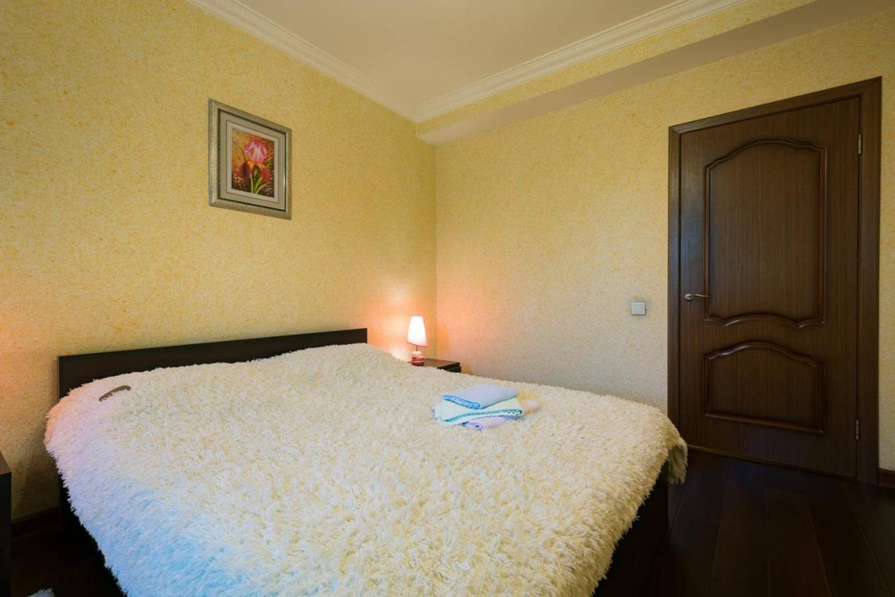 Nadezhda Apartments In Touristic Area, On The Dostyk Avenue 89 阿拉木图 外观 照片