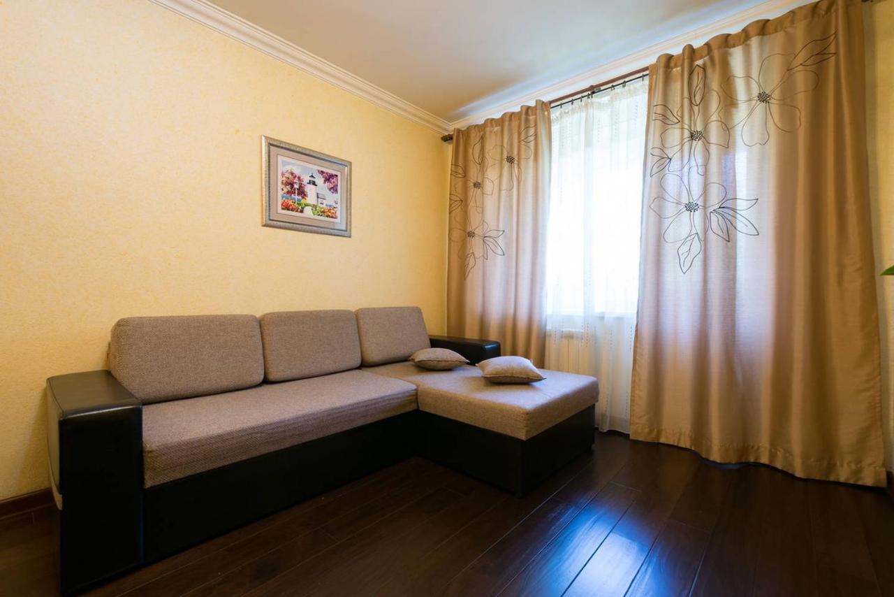 Nadezhda Apartments In Touristic Area, On The Dostyk Avenue 89 阿拉木图 外观 照片