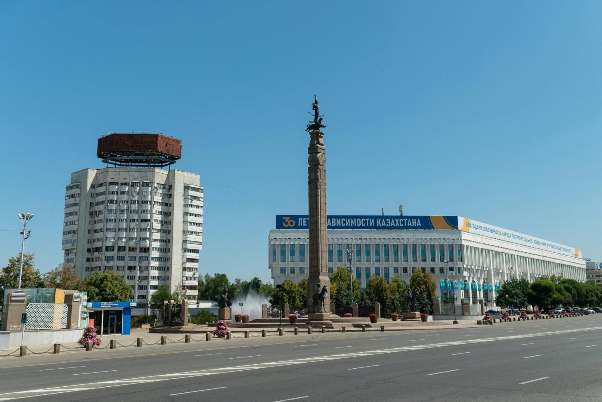 Nadezhda Apartments In Touristic Area, On The Dostyk Avenue 89 阿拉木图 外观 照片