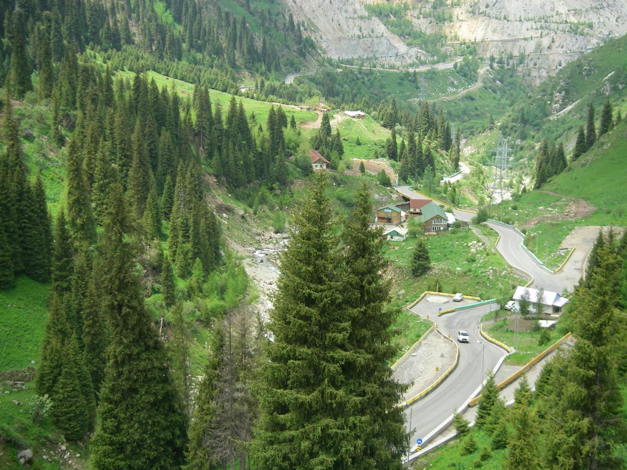 Nadezhda Apartments In Touristic Area, On The Dostyk Avenue 89 阿拉木图 外观 照片